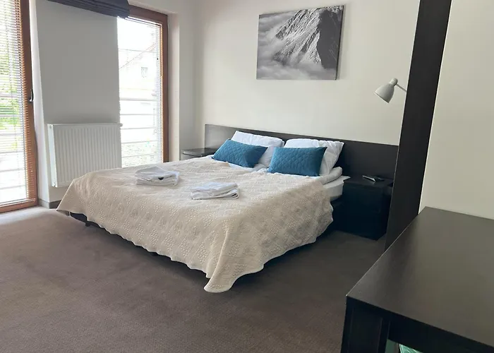 Szara U Ksawerego Bed & Breakfast 3*