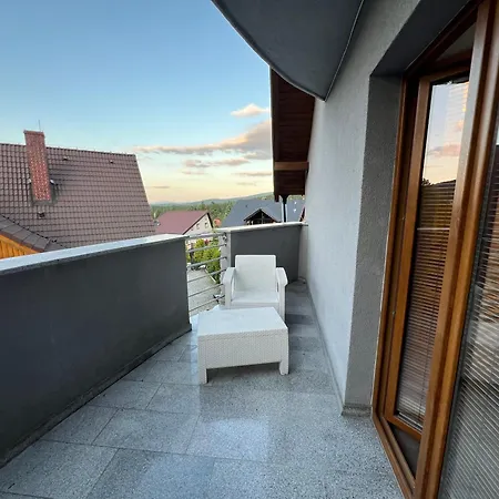 Szara U Ksawerego לינה וארוחת בוקר שצ'קלארסקה פוראובה